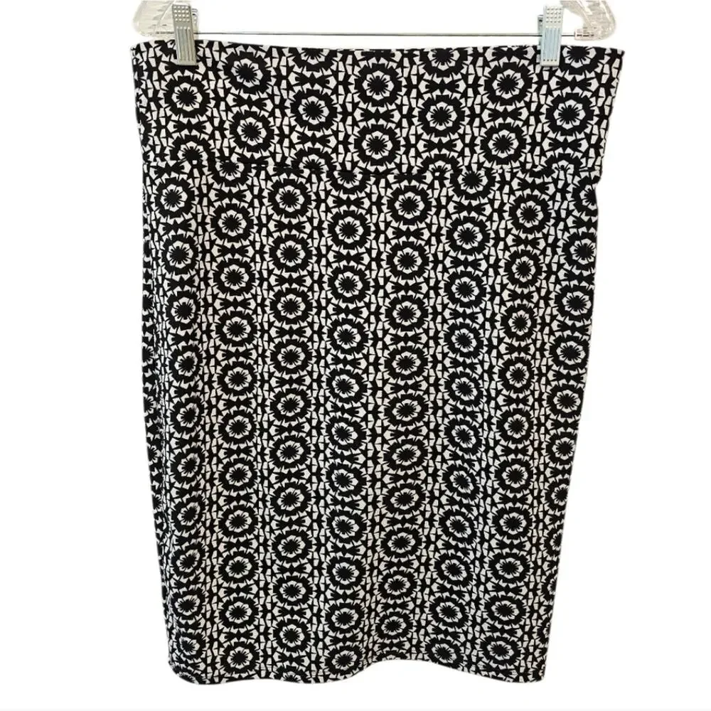 LuLaRoe Black and White Floral Pull On Pencil Skirt Large